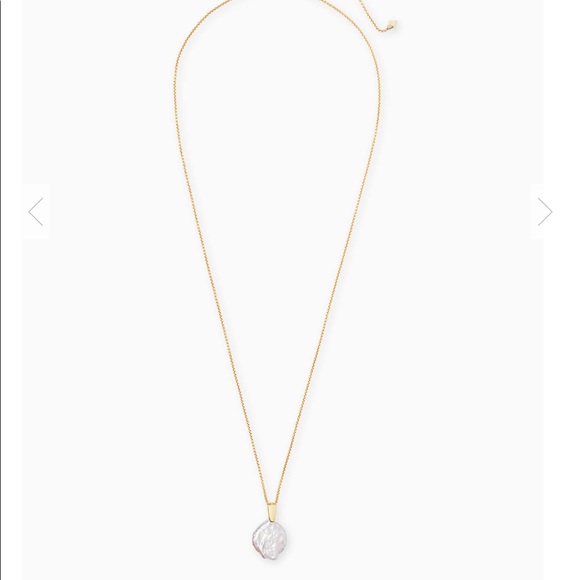 KendraScott Gold Baroque Pearl Priscilla Necklace - Picture 3 of 12